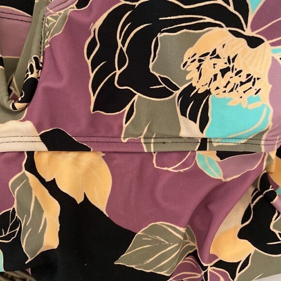 Salt + Cove BLACK MULTI Midnight Bloom V-Wire Tankini Swim Top, NWT Small size - Picture 7 of 7